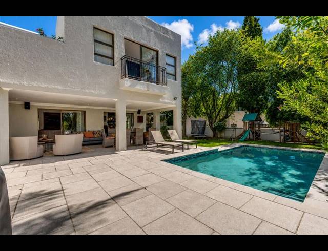 5 BEDROOM HOUSE FOR SALE IN FOURWAYS GARDENS